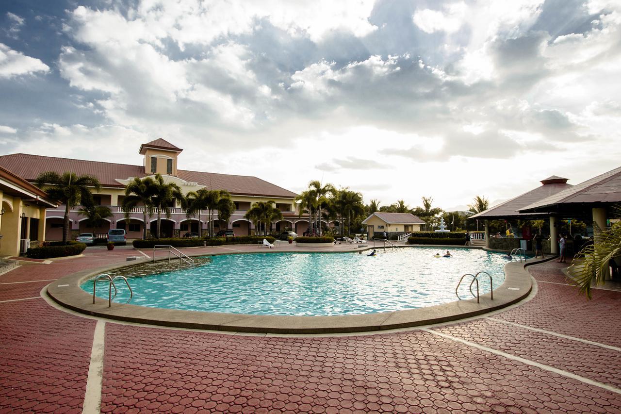Subic Waterfront Resort And Hotel מראה חיצוני תמונה