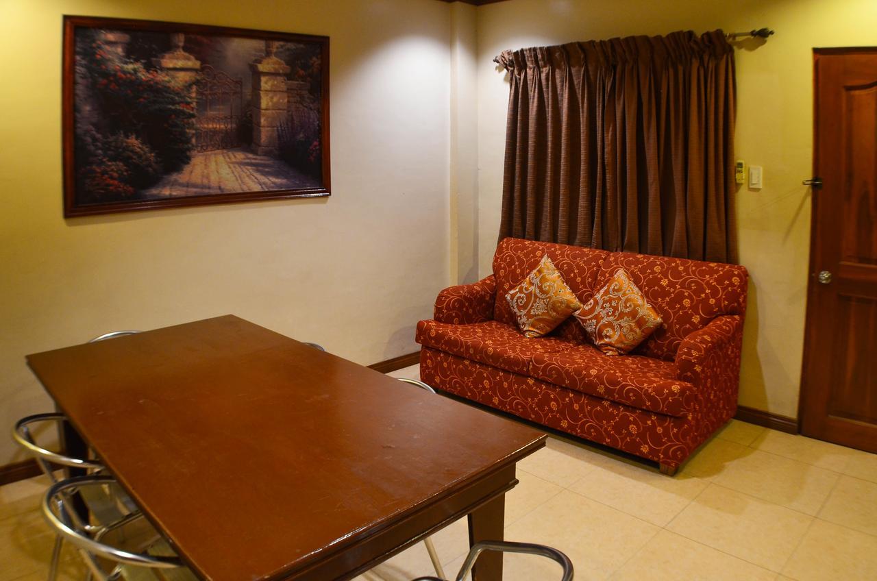 Subic Waterfront Resort And Hotel מראה חיצוני תמונה